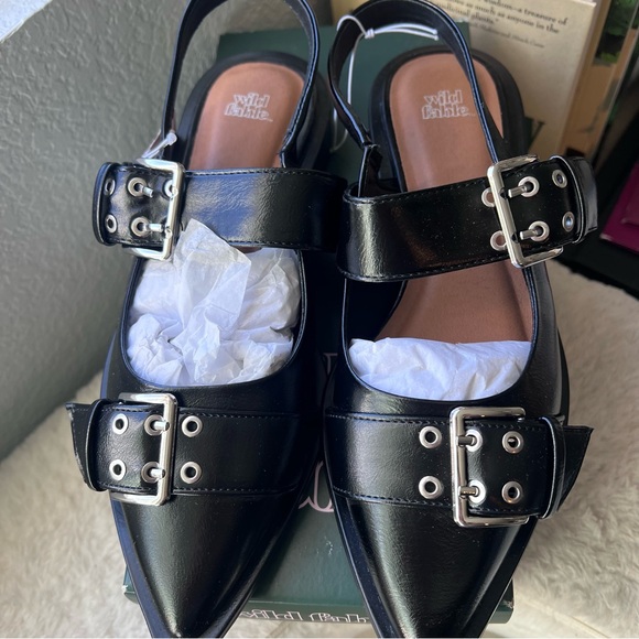 wild fable Shoes - NWT- Wild Fable Women's Peyton Double Buckle Slingback Flats